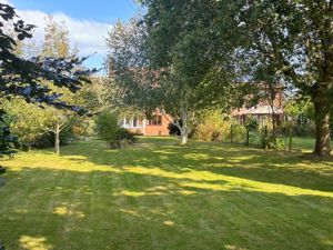 Photo 20- click for photo gallery